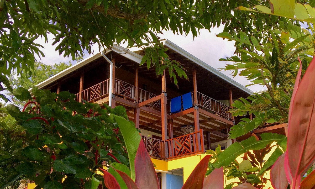 Calibishie Villa | Luxury Caribbean Villa with Pool and Spectacular Ocean Views