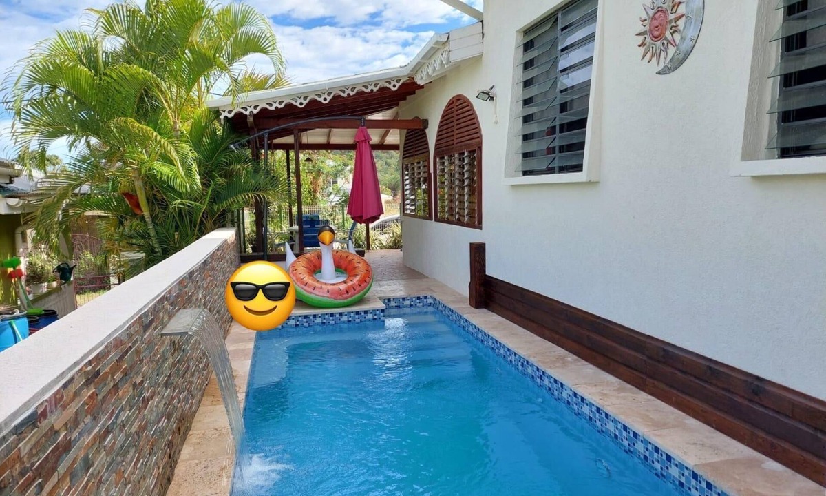 Giraudel House | Palm Breeze Villa - Charming 3-bedroom villa with private pool!