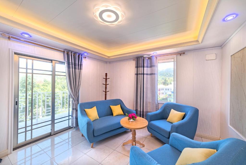 Picard Hotel | Riverside Hotel