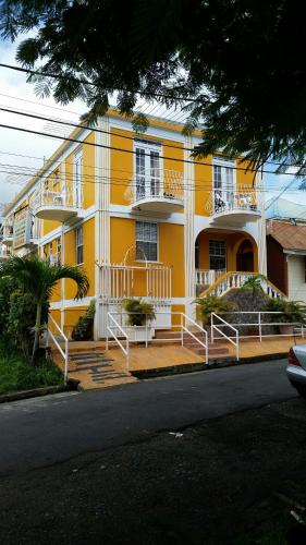 Roseau Bed & Breakfast | St. James Guesthouse