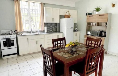 Picard Apartment | Cozy Centrally Located 2BDR in Picard w/AC, Apt 3