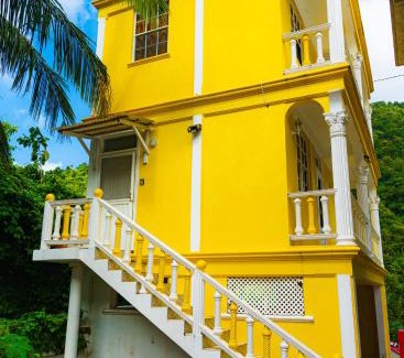 Soufriere House | Rainbow Heights Apartment, Soufriere