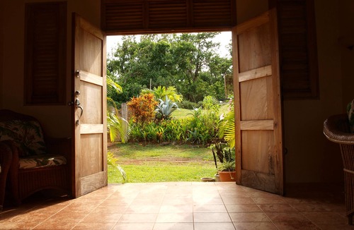 Calibishie Villa | ADVENTUROUS, SECLUDED VILLA WITH STUNNING VIEWS