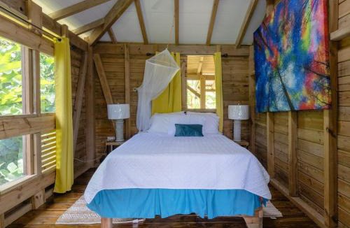 Fond Cani House | Bauhinia-