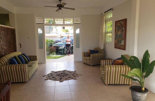 Mahaut Apartment | Beautiful, spacious, quiet, stylish apartment close to city center