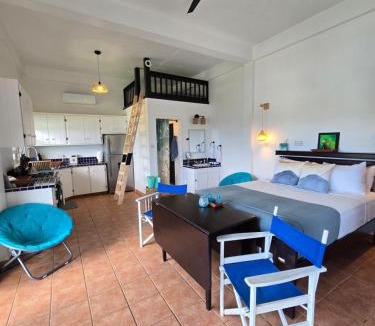 Calibishie Apartment | Hodges Bay House