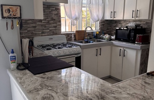 Roseau Apartment | Home away from homenModern Cozy 2 bedroom apartment with WiFi and AC in Roseau.