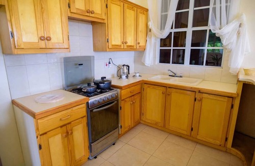 Trafalgar House | Homerez - Charming house in Laudat with sea and mountain views