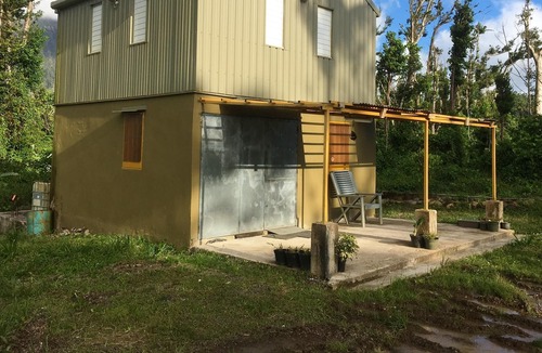 Pont Casse House | Homerez - House for 6 ppl. with sea view and terrace at Layou Valley Road