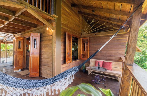 Roseau Cabin | Hummingbird Havenn
