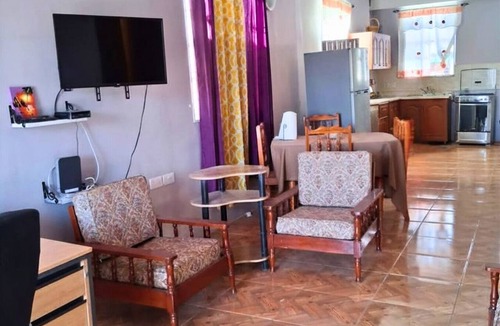 Roseau House | Jacob’s Urban Haven | 3-Bedroom Home, Goodwill. 4-minute drive to Roseau Central