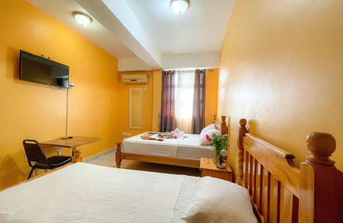 Roseau Hotel | La Flamboyant Hotel