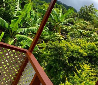 Wotten Waven House | Le Petit Paradis