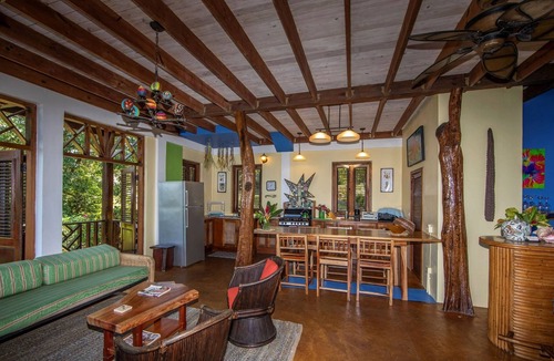 Calibishie Villa | Luxury Caribbean Villa with Pool and Spectacular Ocean Views