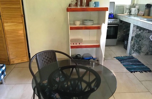 Calibishie Apartment | Quiet All-inclusive Studio in Calibishie