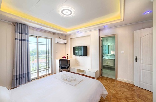 Picard Hotel | Riverside Hotel