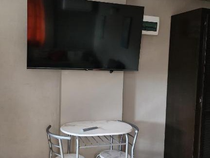 Canefield Apartment | Roseau Canefield Apartment with Full Kitchen Air Conditioning and Wi-Fi Close to town