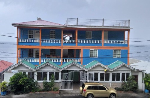 Newtown House | Sea World Vacation Home