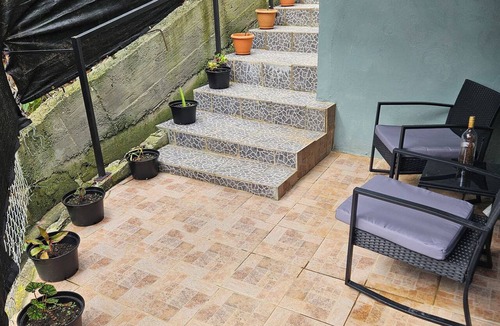 Calibishie Apartment | Studio in enjoyable Marigot with air conditioning