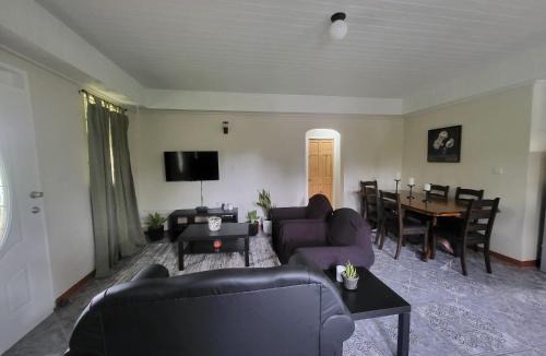 Barroui House | Sylvania Kozie Korner