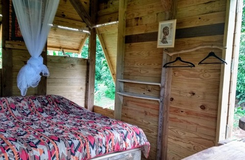 La Plaine Cabin | The Tete canal hut