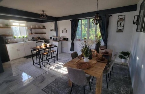 Portsmouth House | Visconti Guest House