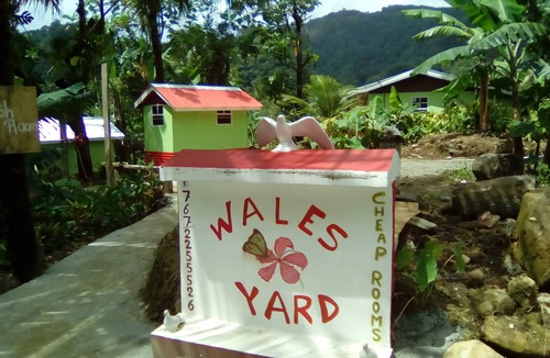 Wotten Waven Cabin | Wale's Yard, Breadfruit Tree Room, clean and comfortable