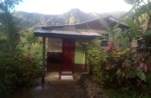 Wotten Waven Cabin | Wale's Yard (Mango Tree Room) Good room to relax and enjoy nature.
