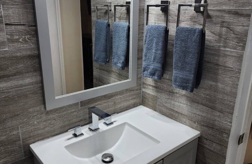 Barroui Apartment | Your Caribbean Escape – Lovely 2-Bedroom Apartment in Cochrane, Dominica