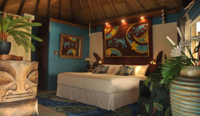 Mango Island Lodges in St. Joseph