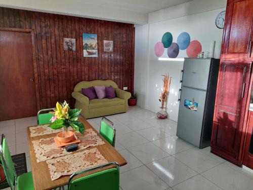 Roseau Apartment | Fresh Garden's Apartment