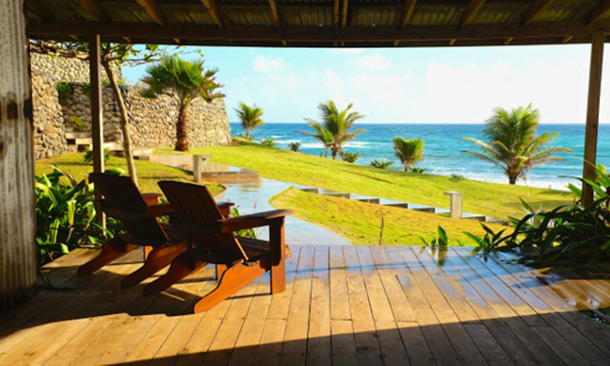 Marigot Resort | Pagua Bay House Oceanfront Cabanas