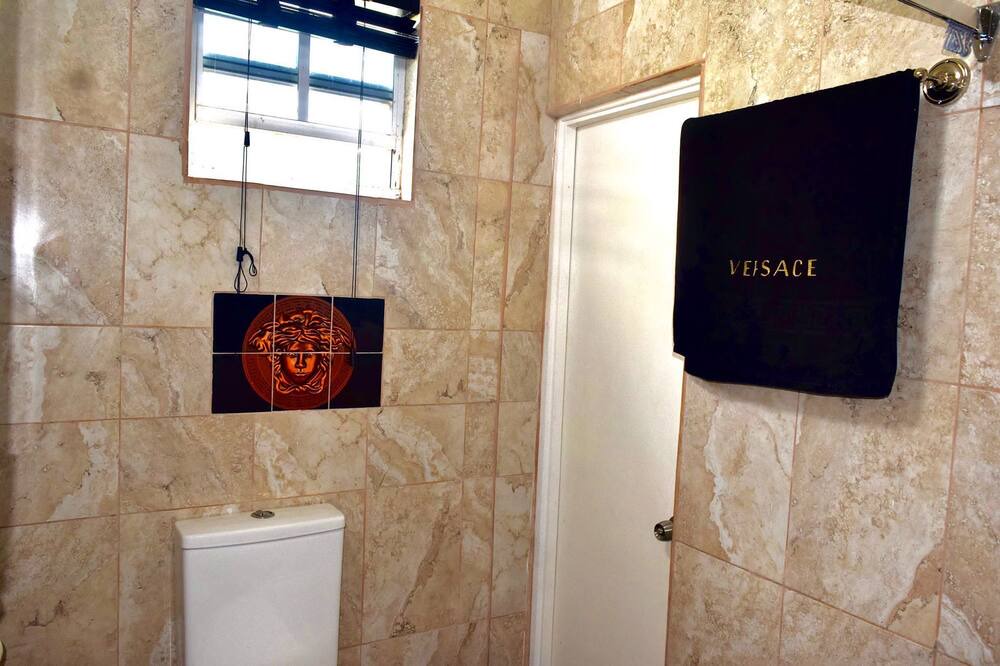 Photo of Bathroom in Barroui