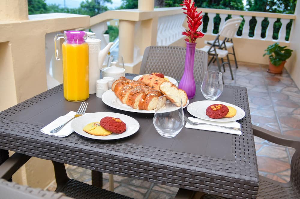 Photo of Outdoor in La Plaine