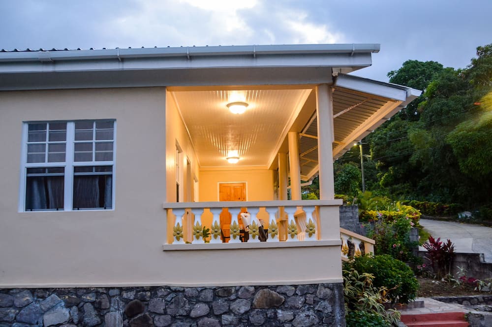 Photo of Outdoor in La Plaine