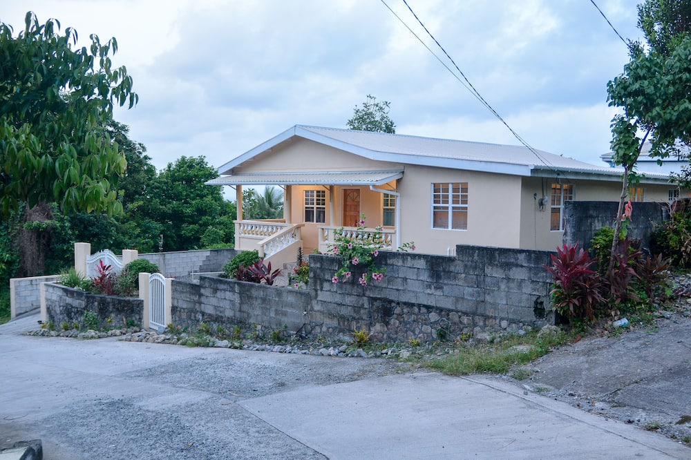 Photo of Outdoor in La Plaine