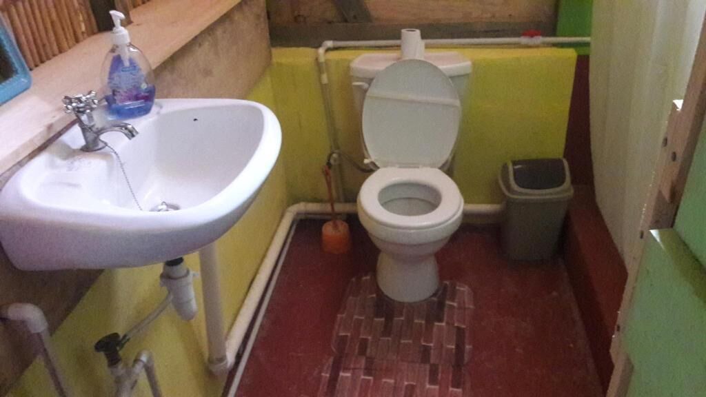 Photo of Bathroom in Wotten Waven