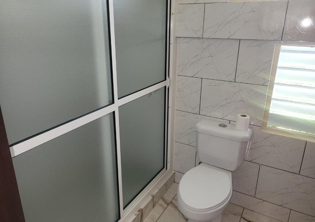 Photo of Bathroom in Wotten Waven