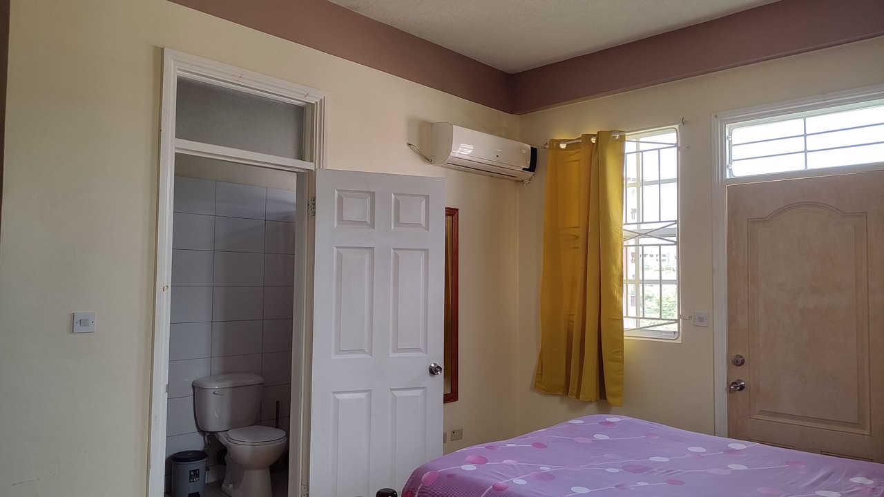 Photo of Bedroom in Picard