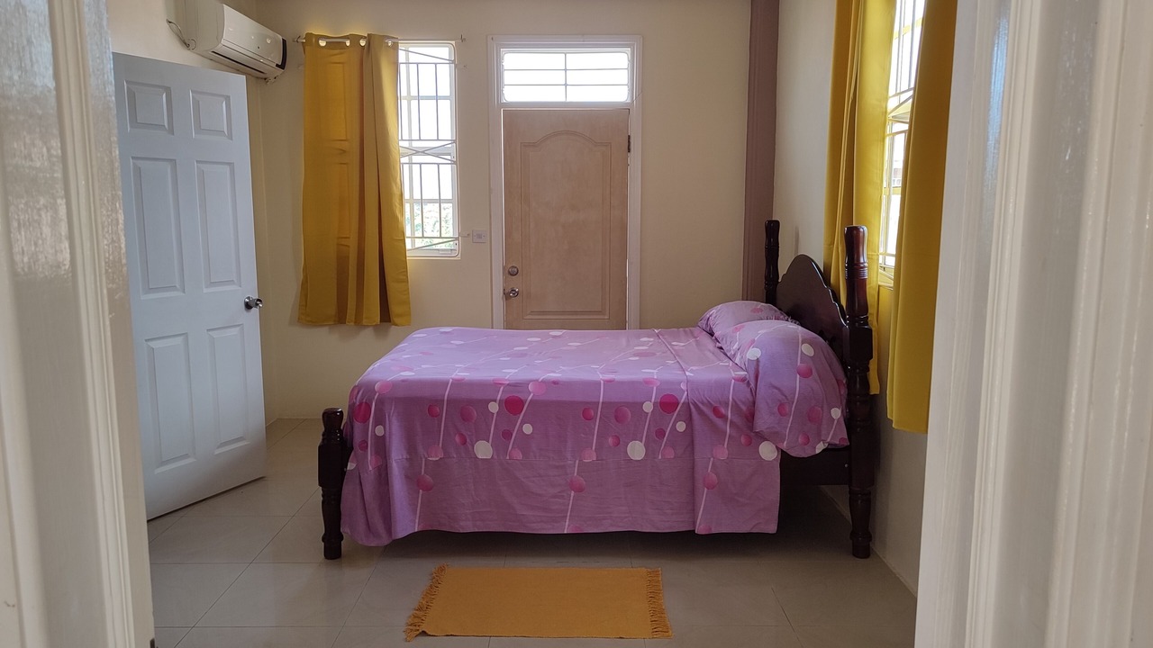Photo of Bedroom in Picard
