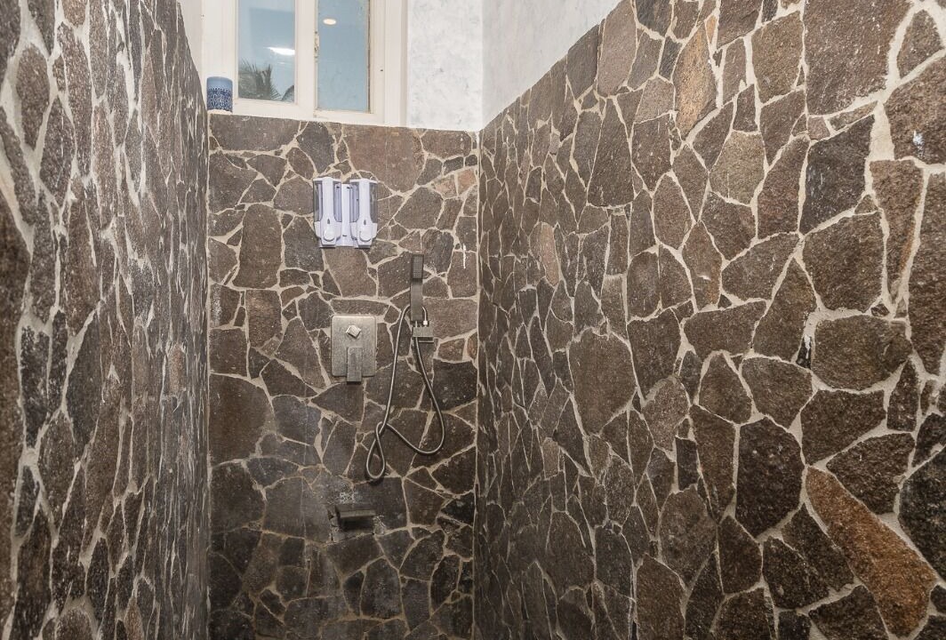 Photo of Bathroom in Mahaut