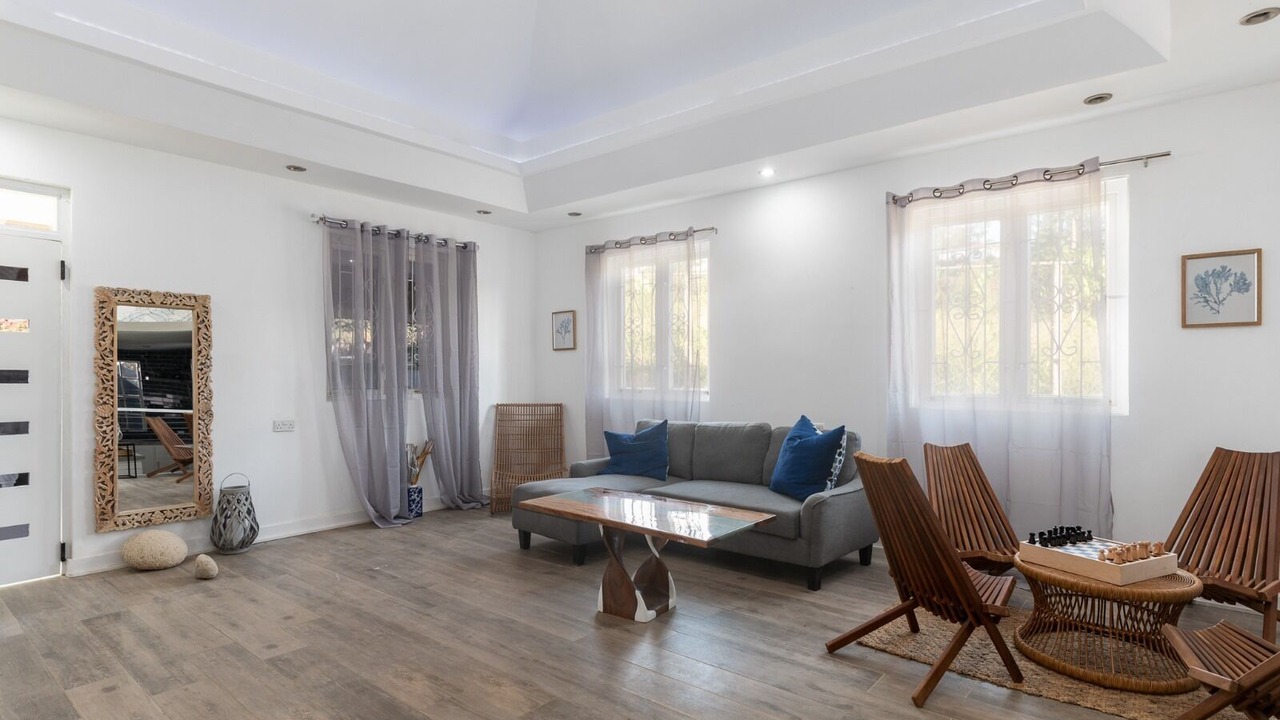 Photo of Livingroom in Mahaut