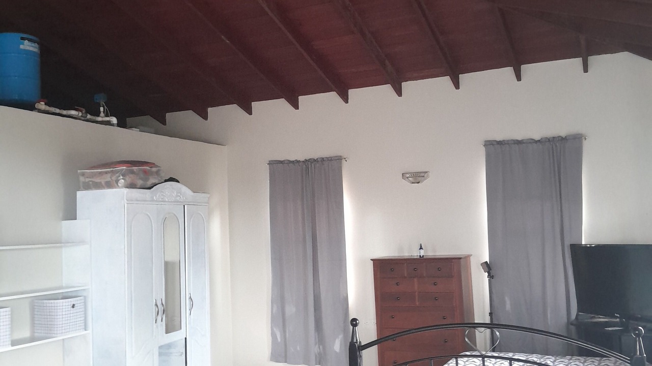 Photo of Bedroom in Roseau