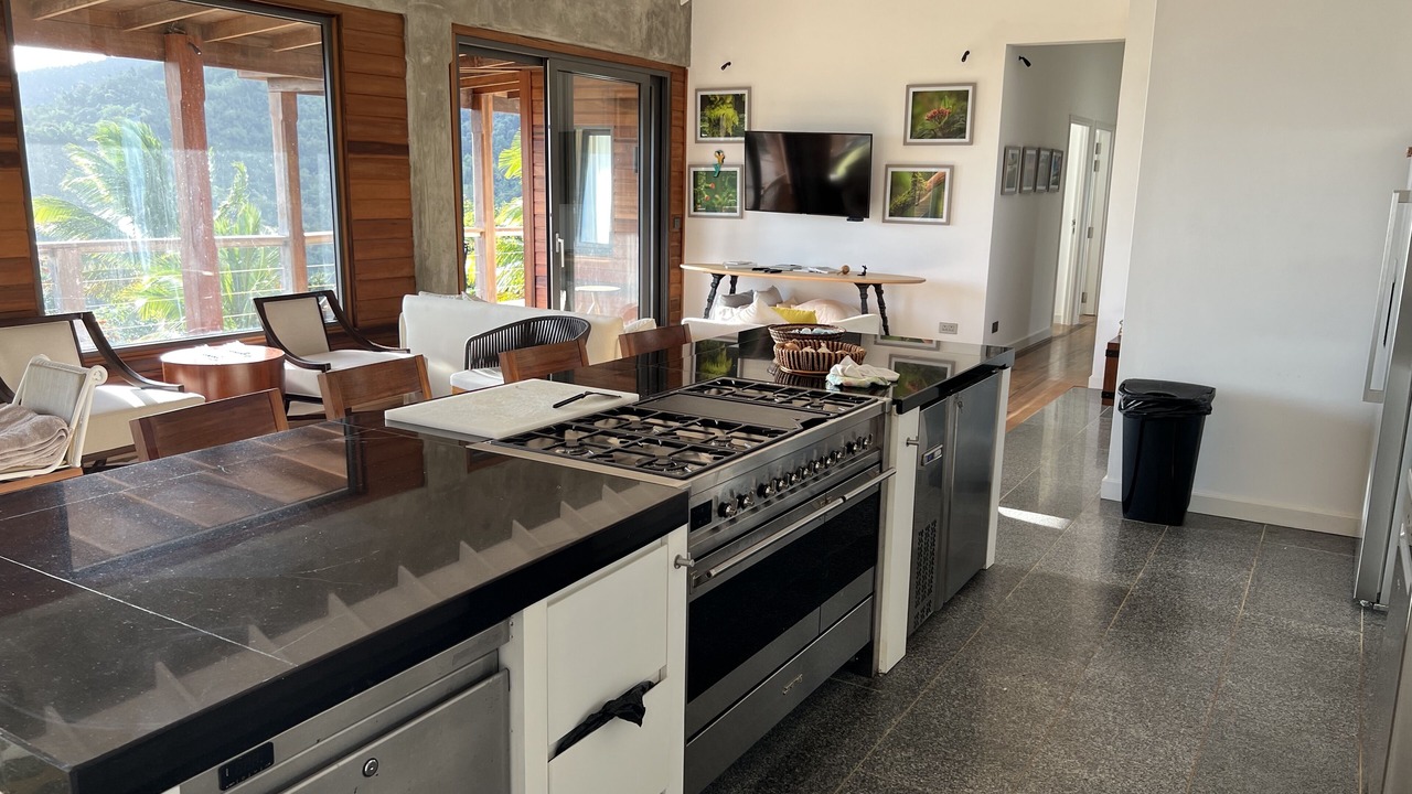 Photo of Kitchen in Picard