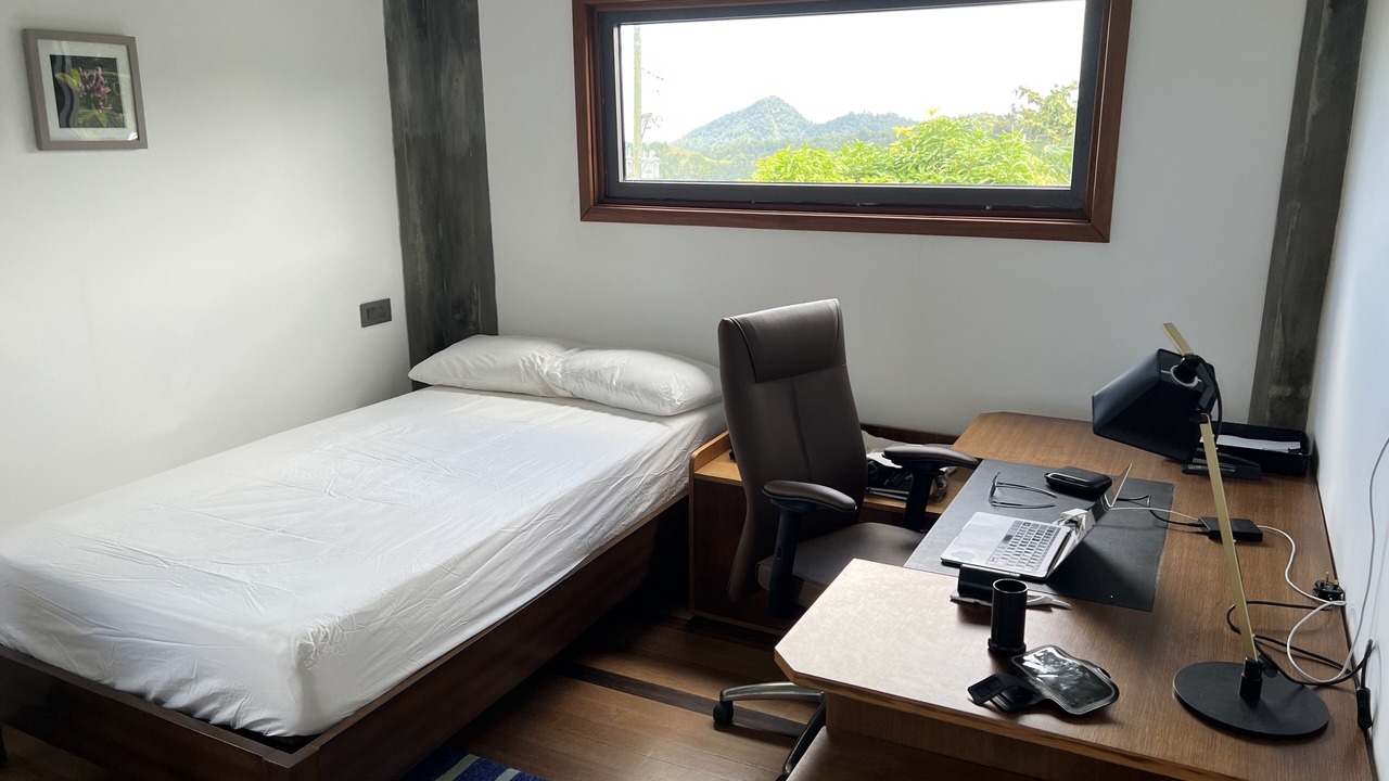 Photo of Bedroom in Picard