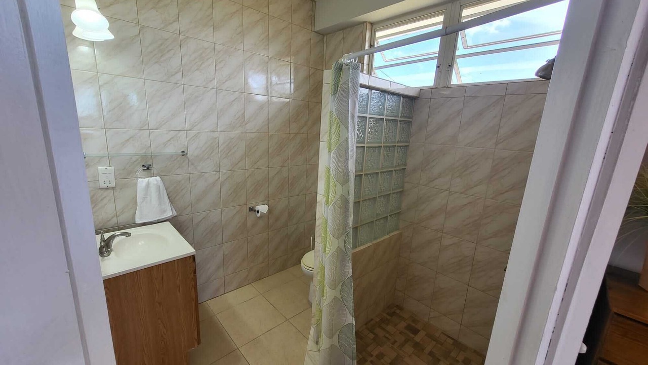Photo of Bathroom in Picard
