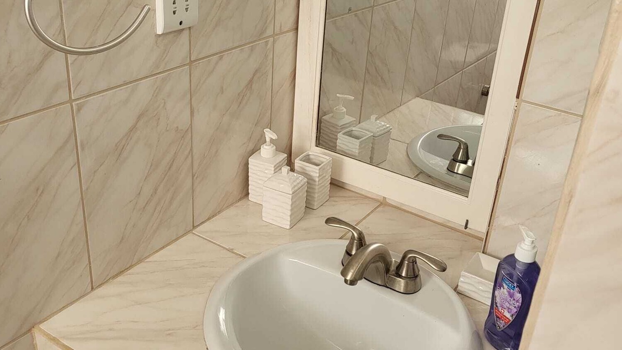 Photo of Bathroom in Picard