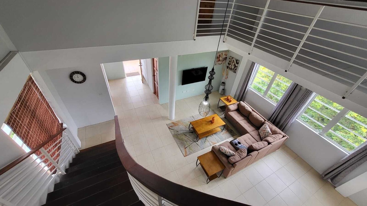 Photo of Livingroom in Picard