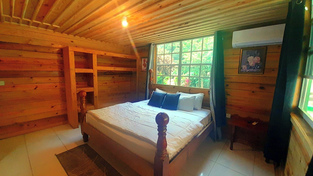 Photo of Bedroom in Loubiere