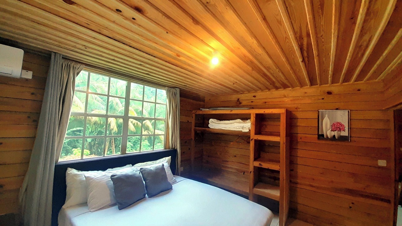 Photo of Bedroom in Pointe Michel